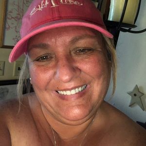 Meet your Posher, Carla